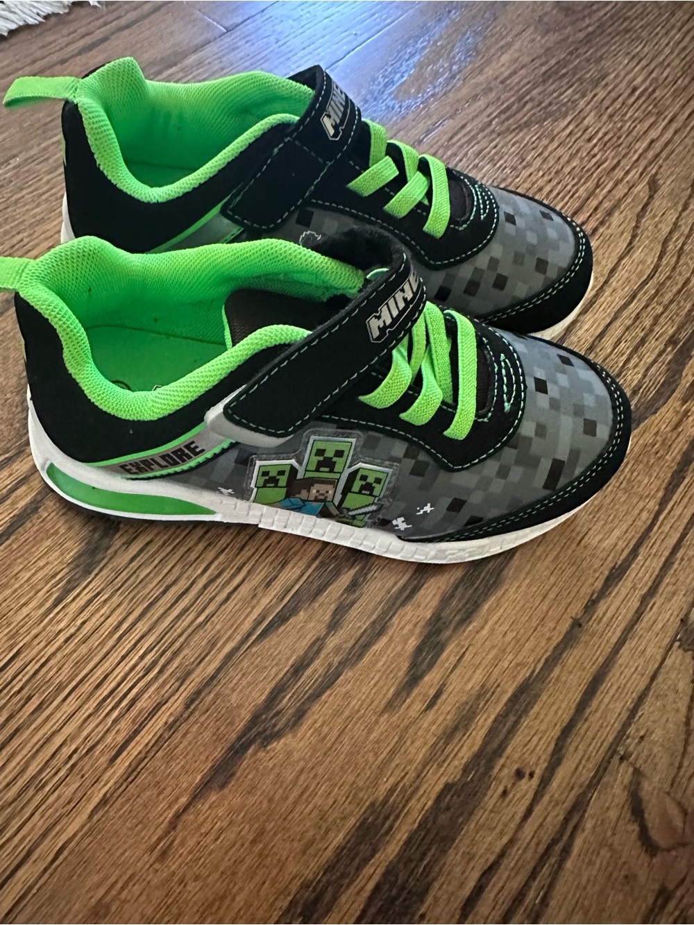 Minecraft Sneakers - Green and Gray - size 13 - excellent condition